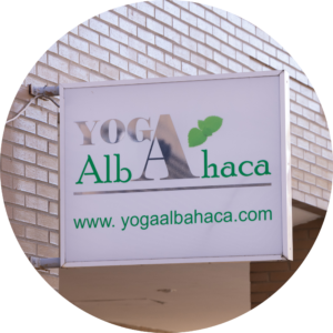 yoga albahaca